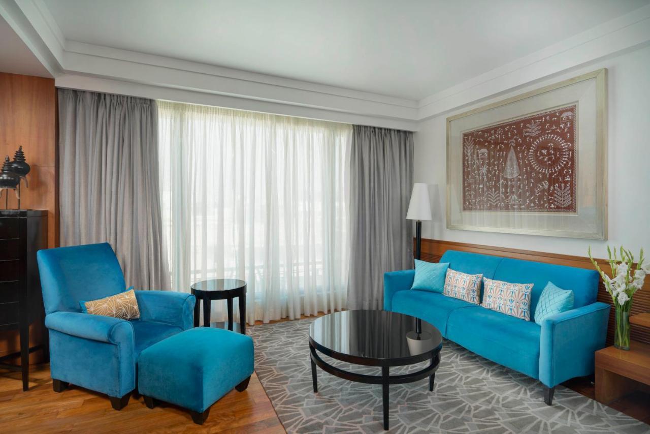 Отель Intercontinental Marine Drive Mumbai By Ihg Экстерьер фото