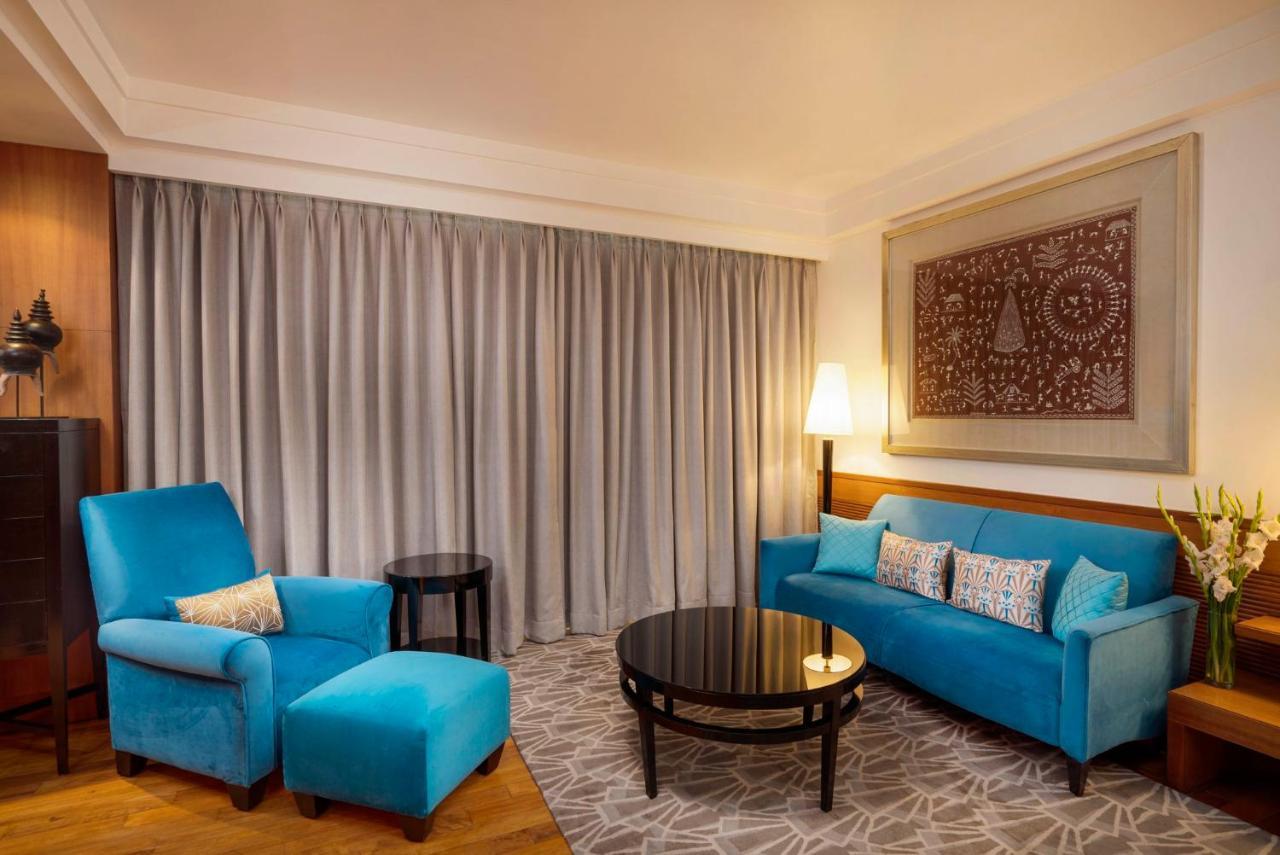 Отель Intercontinental Marine Drive Mumbai By Ihg Экстерьер фото