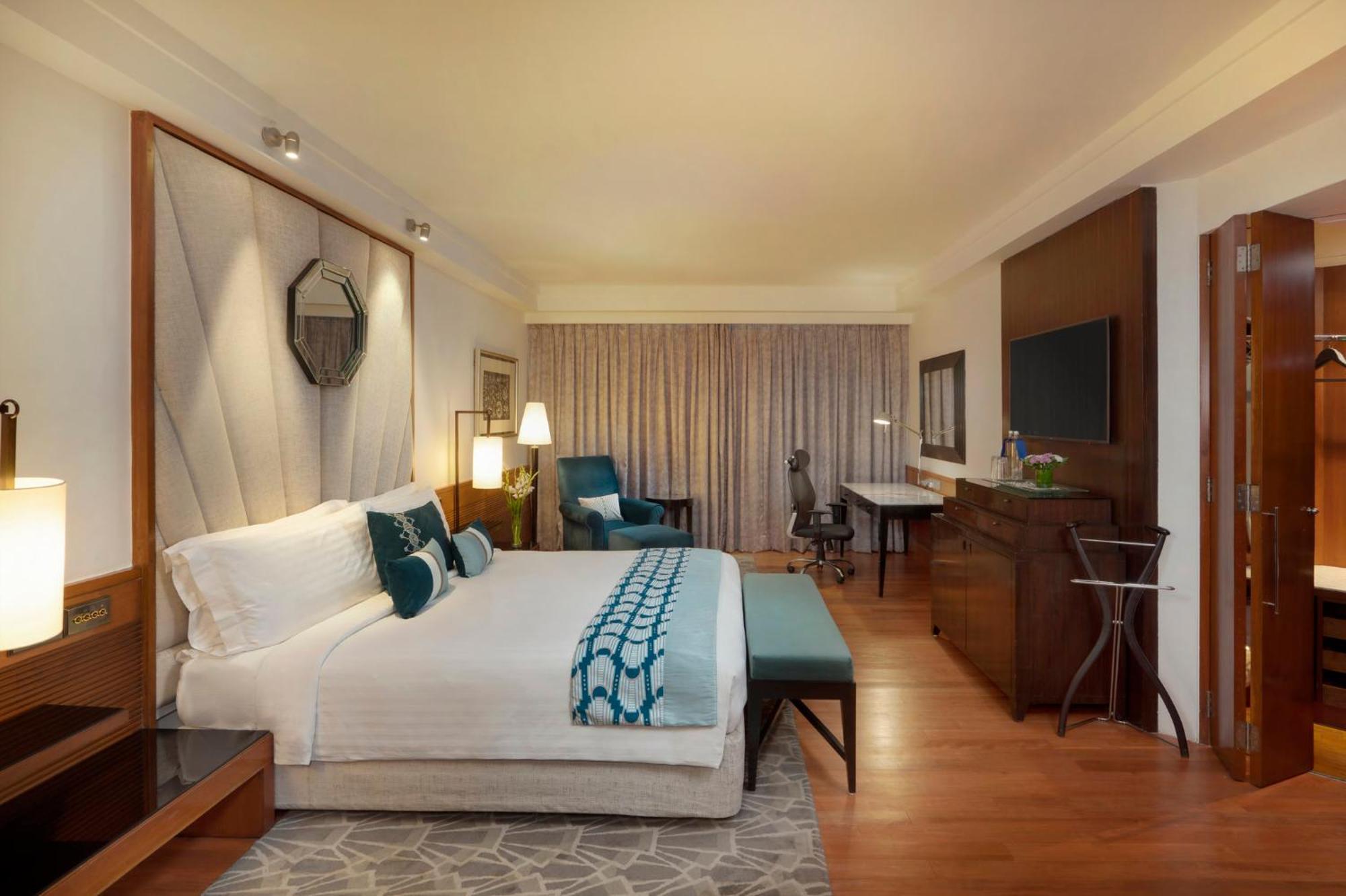 Отель Intercontinental Marine Drive Mumbai By Ihg Экстерьер фото